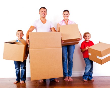 Moving team handling flat removals in Croydon near apartment buildings