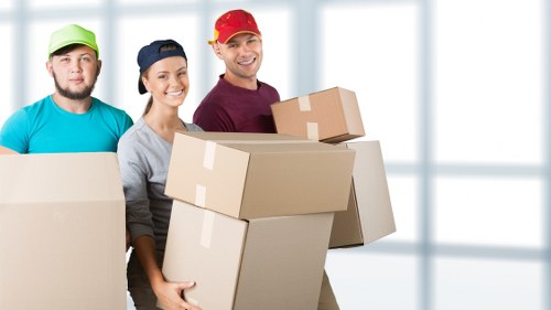 Commercial removal truck hire serving Croydon businesses