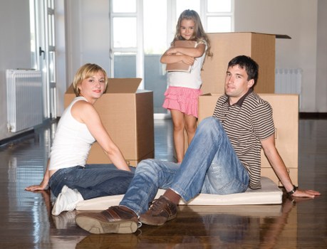 Local removals van supporting a short-notice move in Croydon